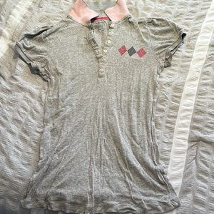 Old Navy tee